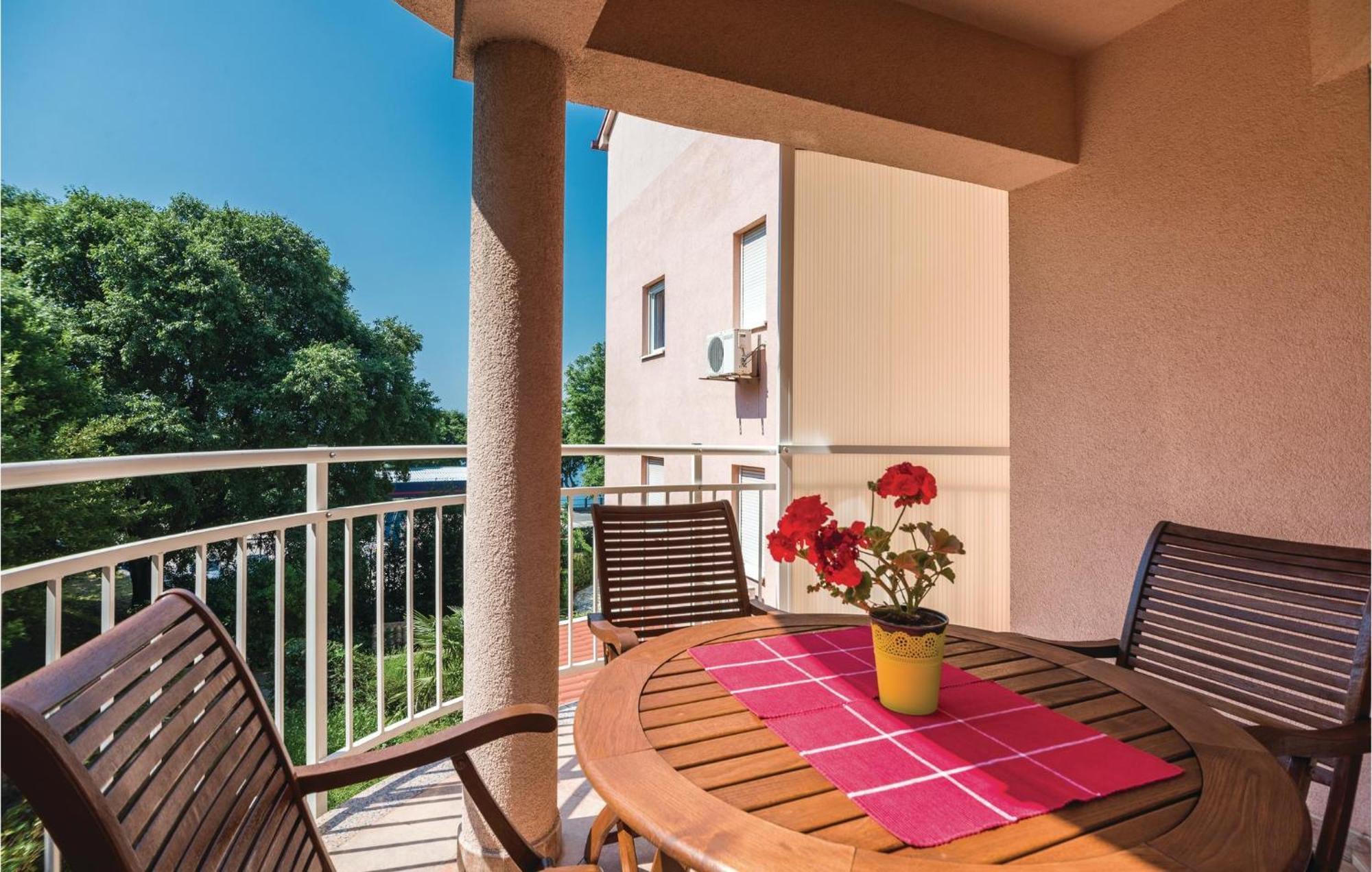 Cozy Apartment In Rijeka With Kitchen Dış mekan fotoğraf