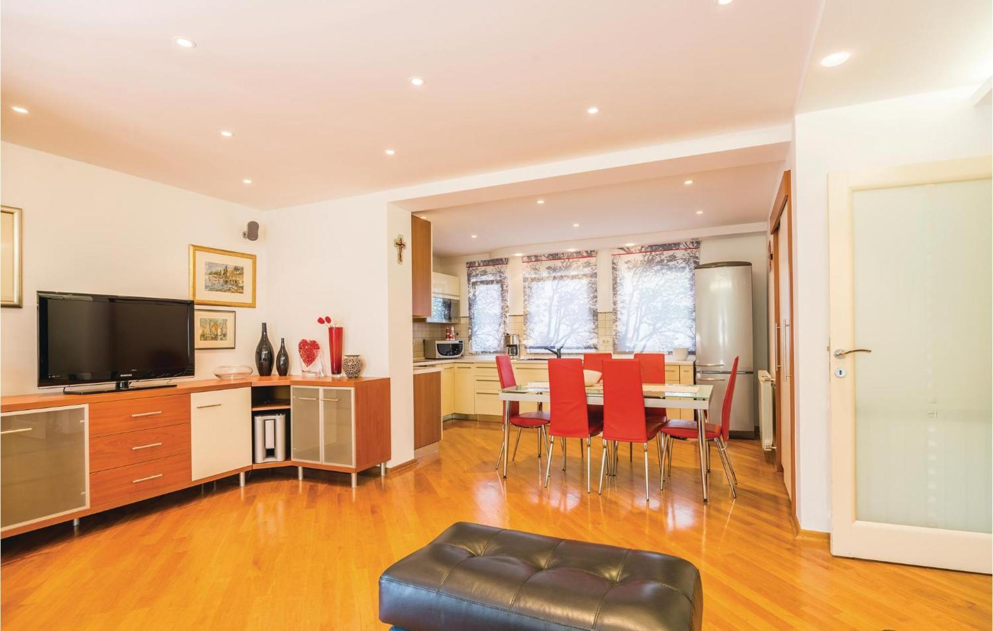 Cozy Apartment In Rijeka With Kitchen Dış mekan fotoğraf
